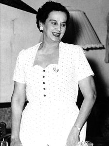 26 Maria Carmen 'Chechi' Hellmund, ± 1950